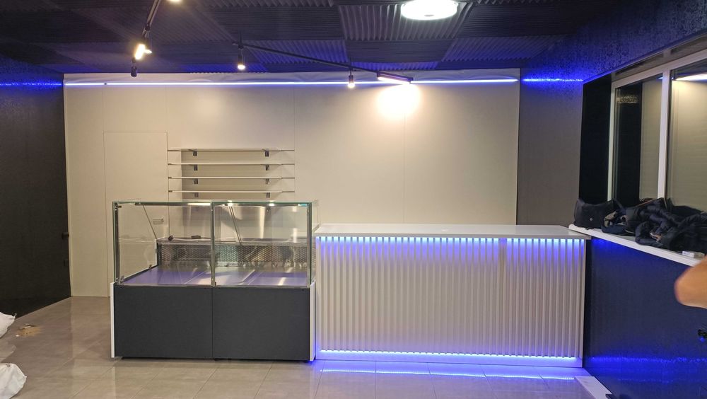 Мебель на заказ, мебель для магазинов, гардеробные, веранда.