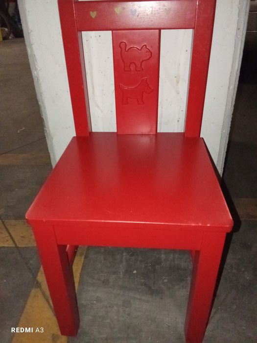 Cadeira criança em excelente estado