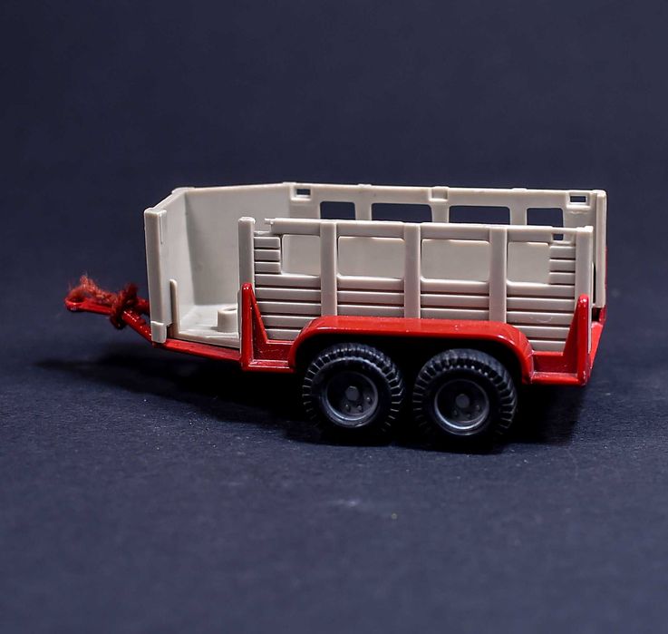 Samochodzik # Naczepa , przyczepa na Konia do Samochodu Metal/plastik