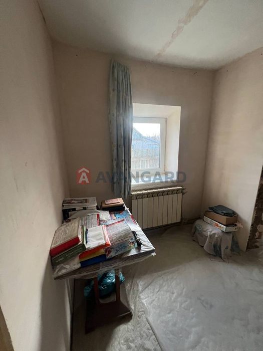 Продаж будинку+8соток приватизованої землі+літня кухня. Запоріжжя ліве