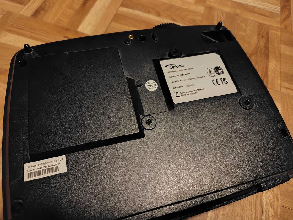 Projektor Optoma W330