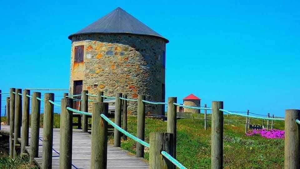 Aluga-se apartamento T2 para ferias no Condominio fechado Moinhos Da Apulia