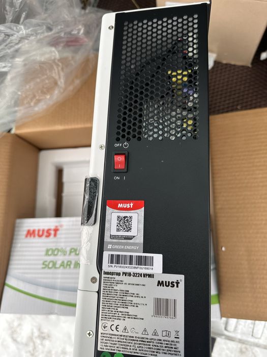 Гібридний інвертор MUST PV18-3224VPM II 3200W 24V MPPT з Wi-fi