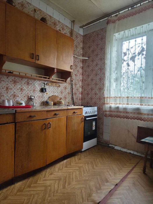 Продаж 2 к, Деснянський, Троєщина,  вул.Лифаря, 18  ВСІ держпрограми розглядаємо - More