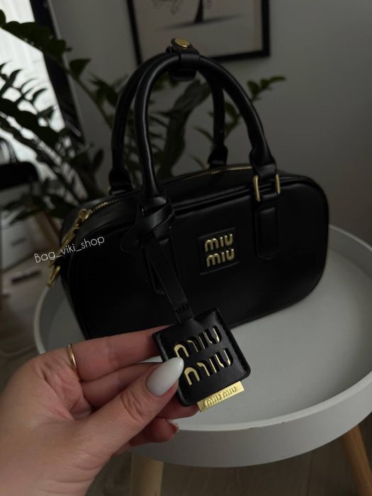 Сумка miu miu брендова