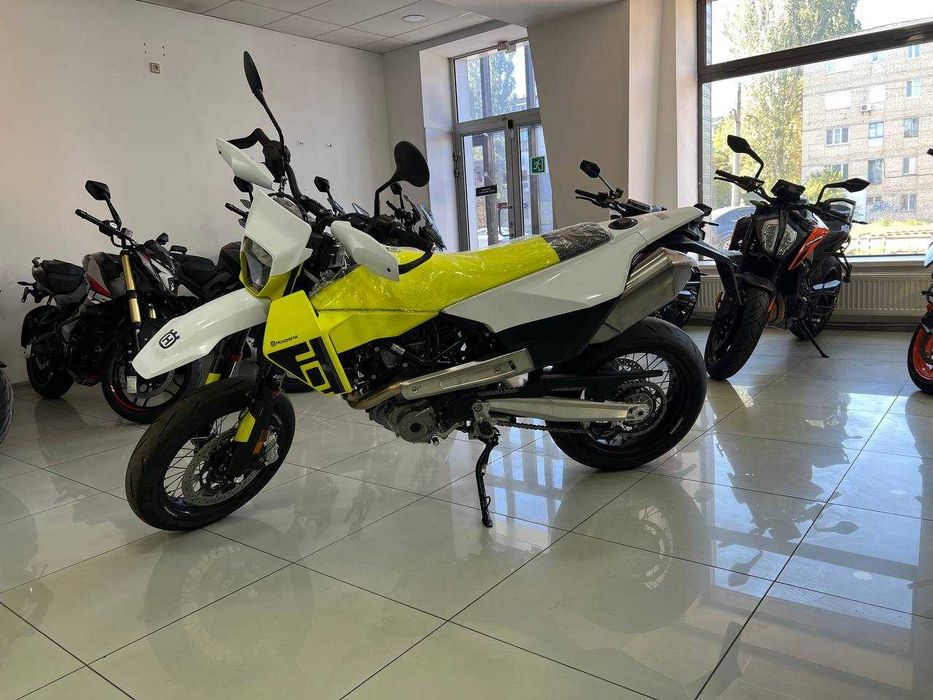 Husqvarta 701 SM Supermoto