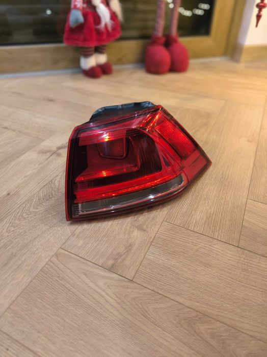 Lampa Prawy Tył golf 7