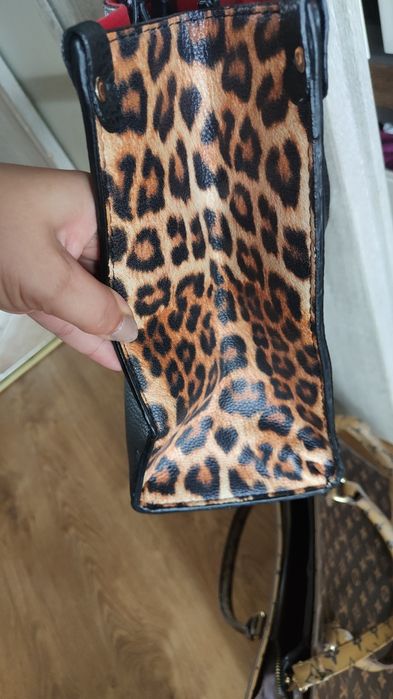 Torebka LV czarna typu teczka