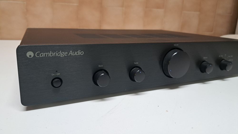 Amplificador Cambridge Audio - TOPAZ AM5