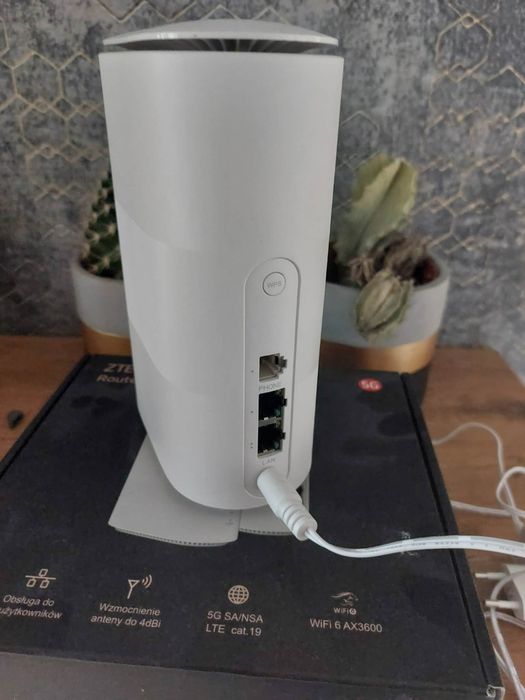 Router 5G ZTE MC888