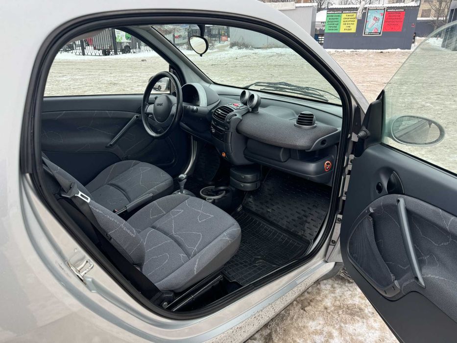 Smart Fortwo 2003 0.7 турбо в прекрасному стані