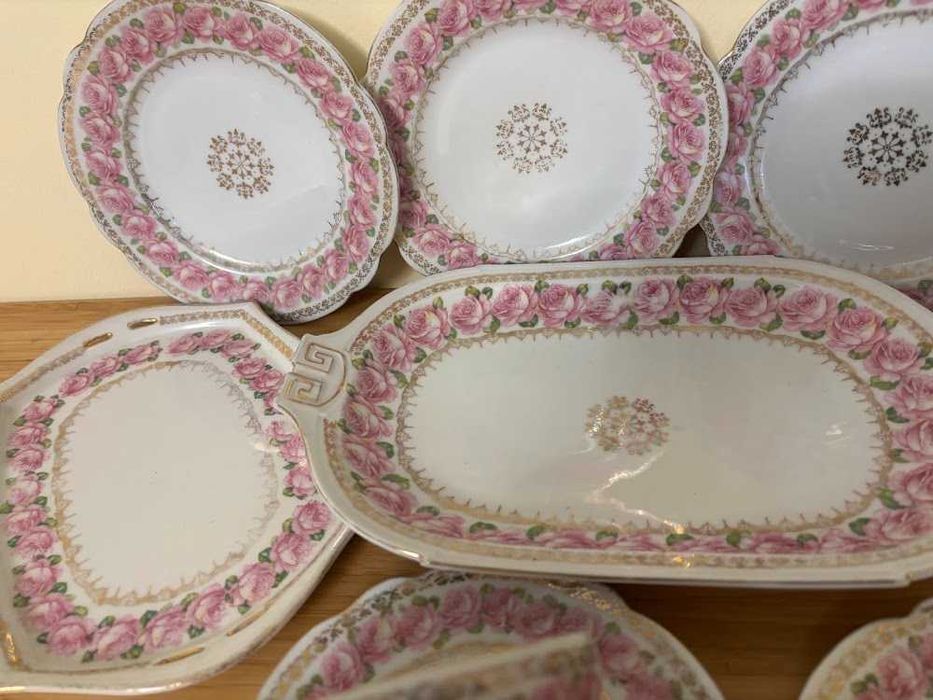 Serwis porcelanowy MZ Altrohlau Czechoslovakia – róże i złocenia
