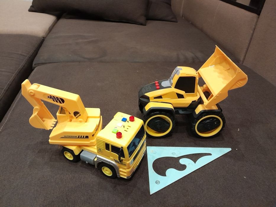 Іграшки в ідеал. стані, світловий і звуковий