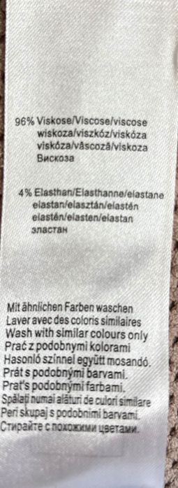 Sukienka na ramiączkach
