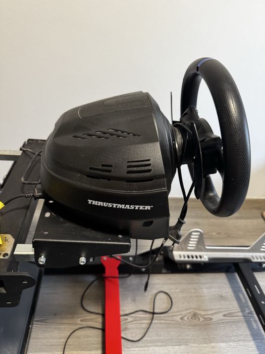 Simulador Thrustmaster