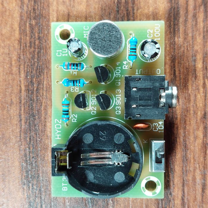 Микрофон с усилителем, проводной чтоб слушать на CR2032