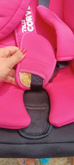 Дитяче автокрісло