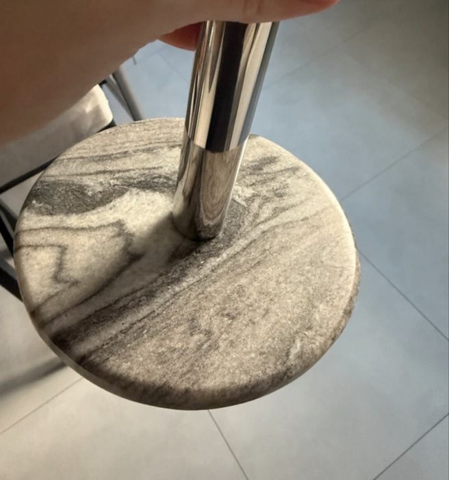 Porta rolos mármore