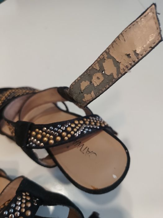 Szpilki, sandały czarne