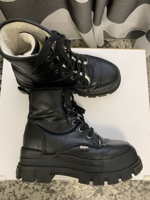 Зимові стильні черевики на високій підошві