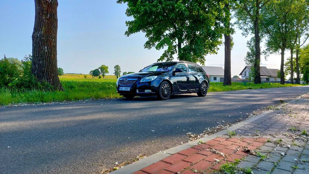Opel Insignia kombi - Wynajem, Kaucja TYLKO 100! – FAJN Wypożyczalnia
