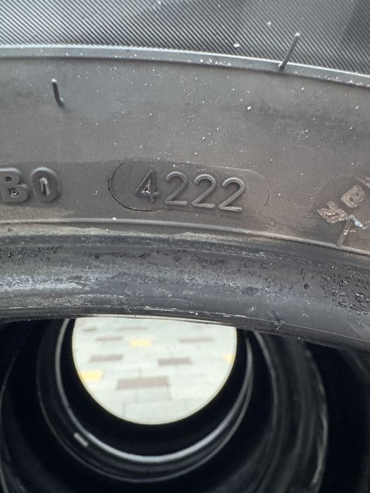 Комплект резини 235/55/R19