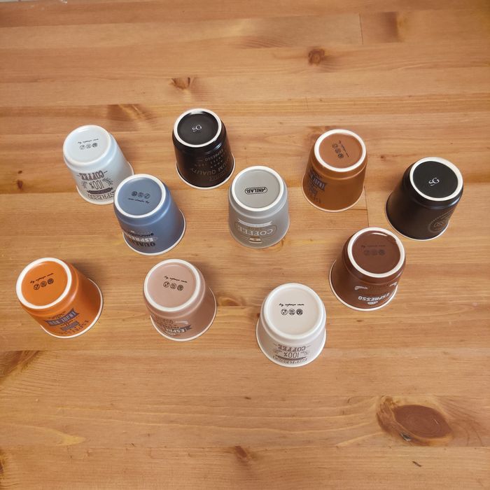 Conjunto 10 copos de café - praticamente novos