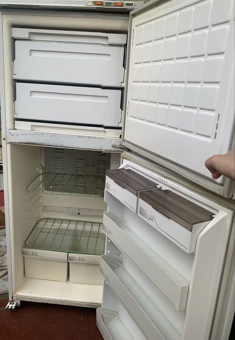 Продам холодильник Бирюса 22