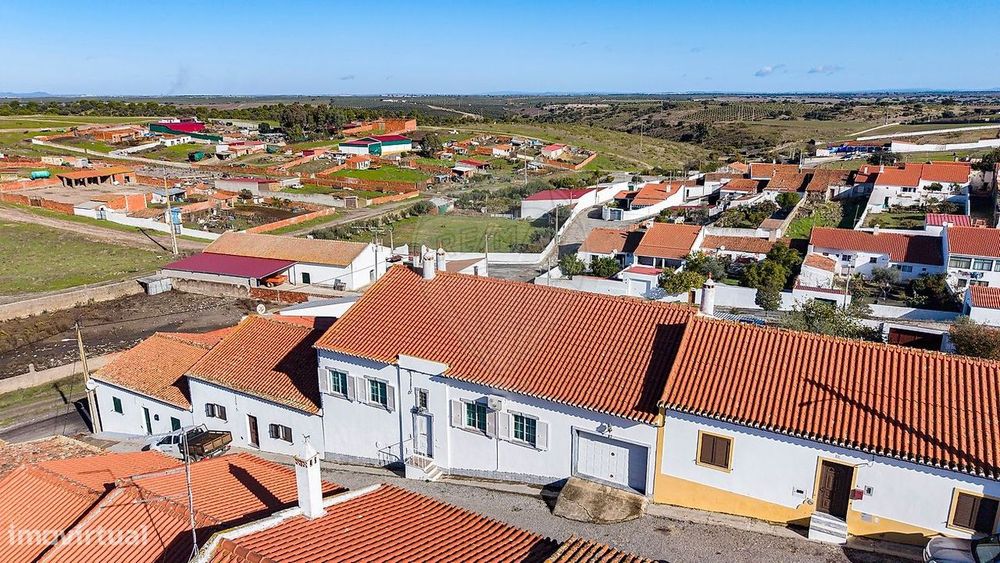 Moradia T4 para venda