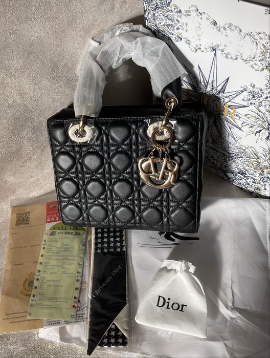 Сумочка в стилі Dior