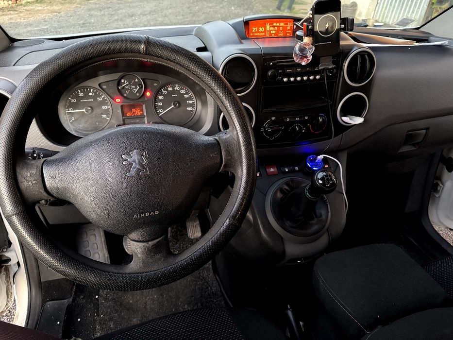 Пежо партнер 2008 р.в.