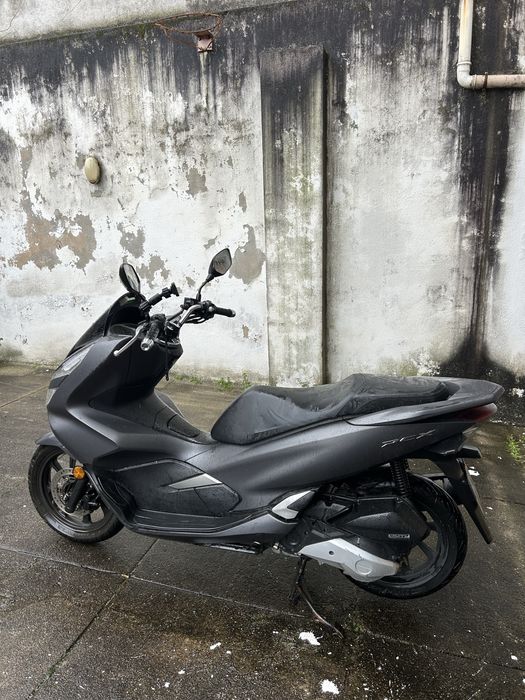 Honda pcx do ano 2018