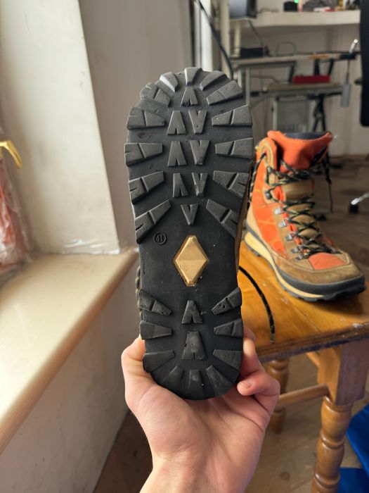 Зимові черевики унісекс 41 розмір