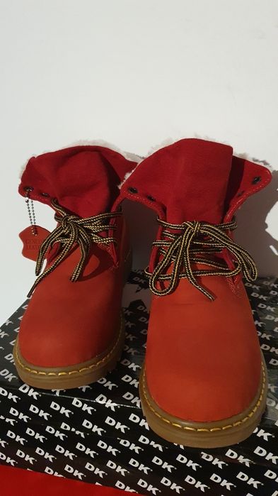 Śniegowce nowe damskie w modnym kolorze Rozmiar 39