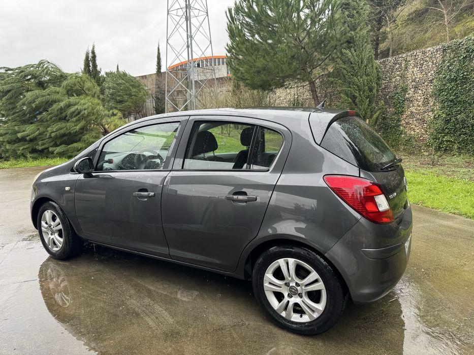 Opel Corsa 1.2 Gasolina + GPL | 2012 | Económico e Estimado