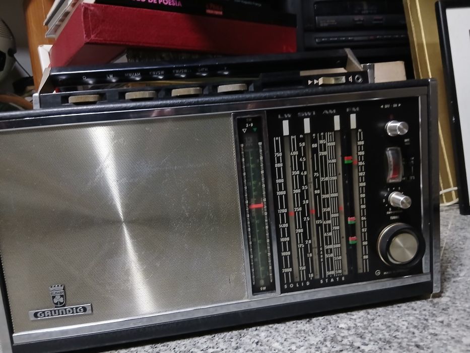 Grundig Satellit transistor 6001
