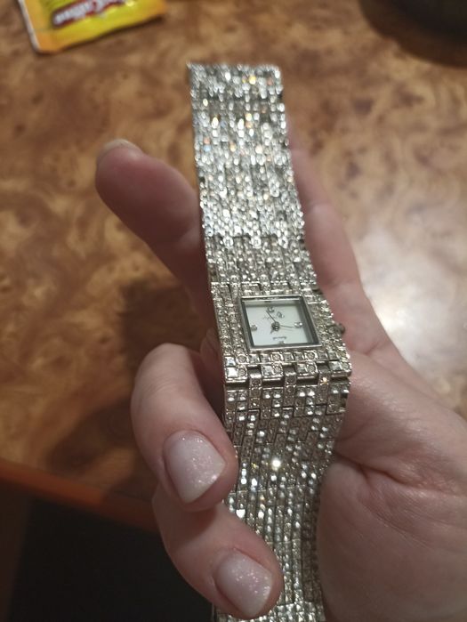 Часы L Chic Франция сваровски