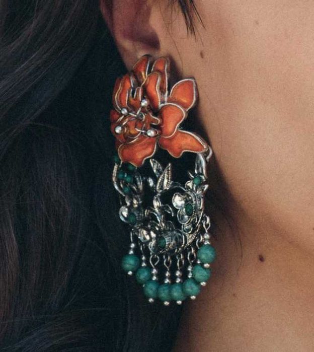 Zara długie kolczyki zdobione kwiaty szkliwione boho nowe