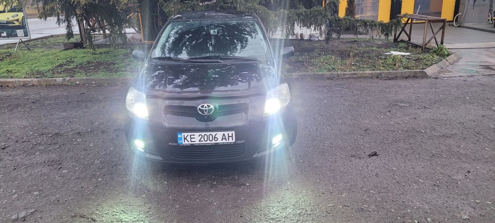 Toyota ayris 2009 г.в. 1.8, 147 л.с.
