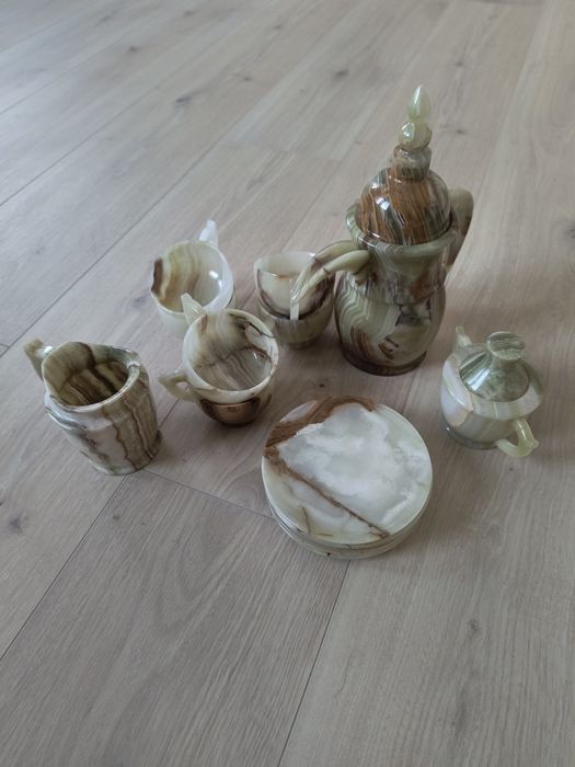 Чайний сервіз з каменю - зелений онікс