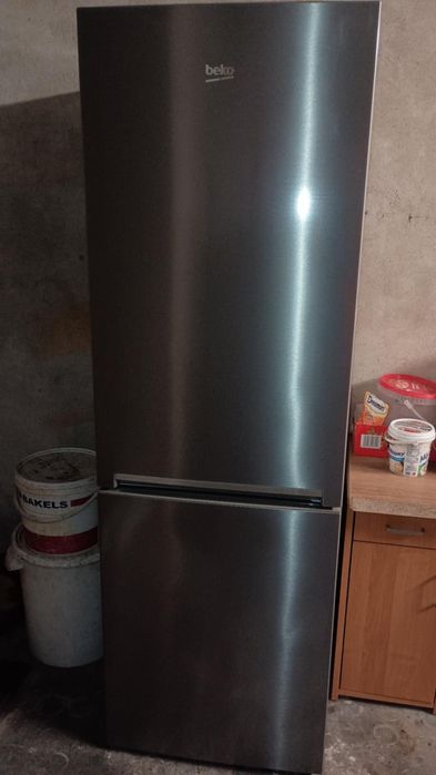 Sprzedam lodówke Beko