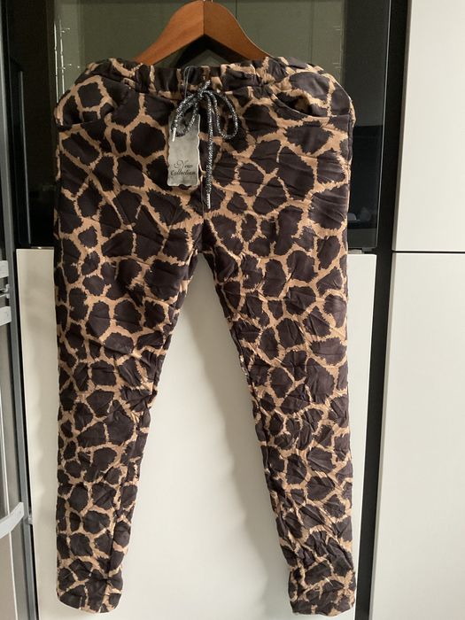 Spodnie damskie w dużą panterkę - Made in Italy