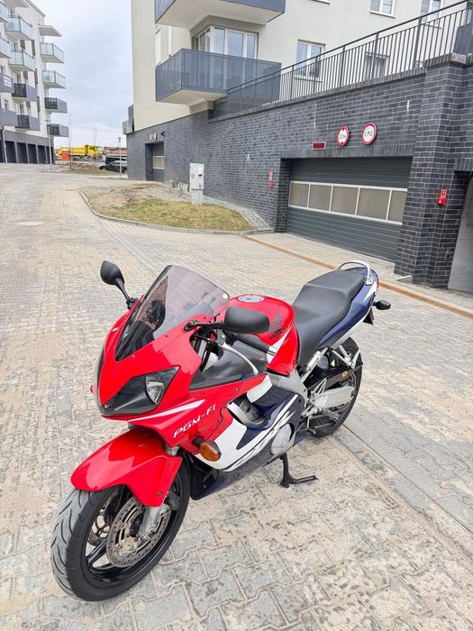 Honda CBR Sprzedam Honda CBR 600F4I