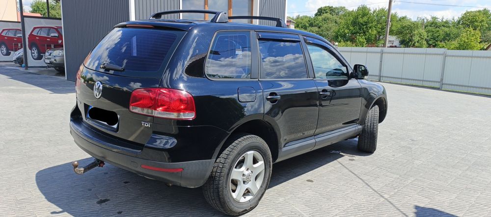 Продам машину Volkwagen 2.5 TD