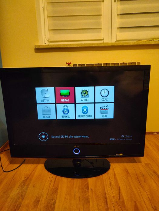 Telewizor LG 42 cale, model 42LH7000-ZA