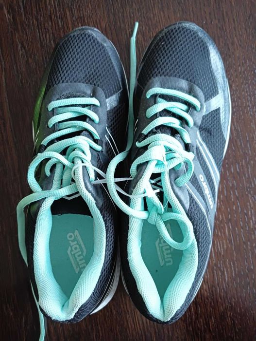 Nowe buty Umbro 37