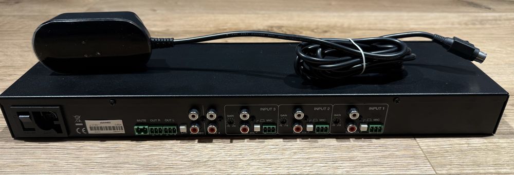 Mikser audio Ecler eSAM402