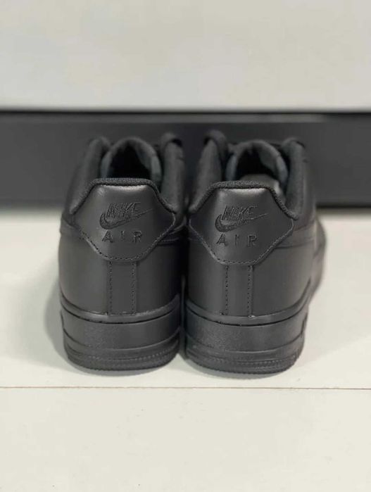 Nike Air Force 1 R.42,5