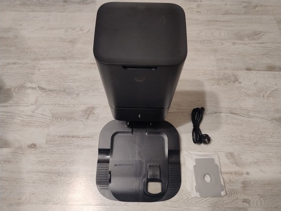 Stacja Ładowania Samoopróżniająca Clean Base Irobot Roomba i1 i3 i4 i5 i6 i7 i8