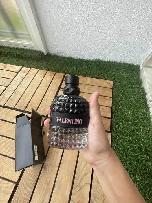 Valentino perfume born in roma uomo nunca usado